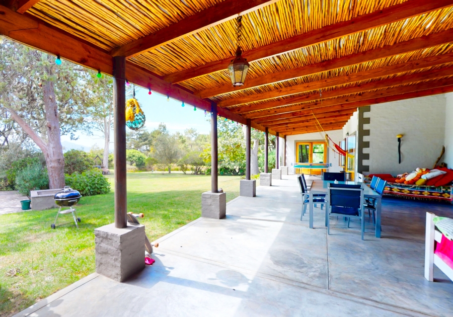 To Let 5 Bedroom Property for Rent in Rheenendal Western Cape